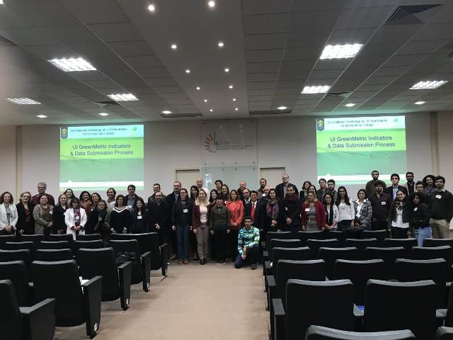 Representantes das universidades no evento